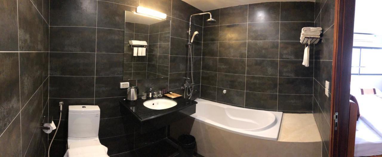 Moc Hoang Hotel 河内 外观 照片